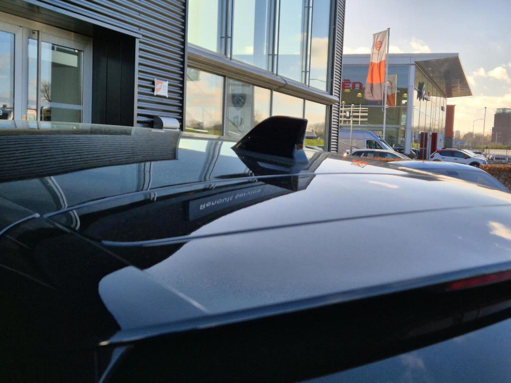Renault Clio 1.0 tce 90 gpf techno camera, navigatie, apple/android auto
