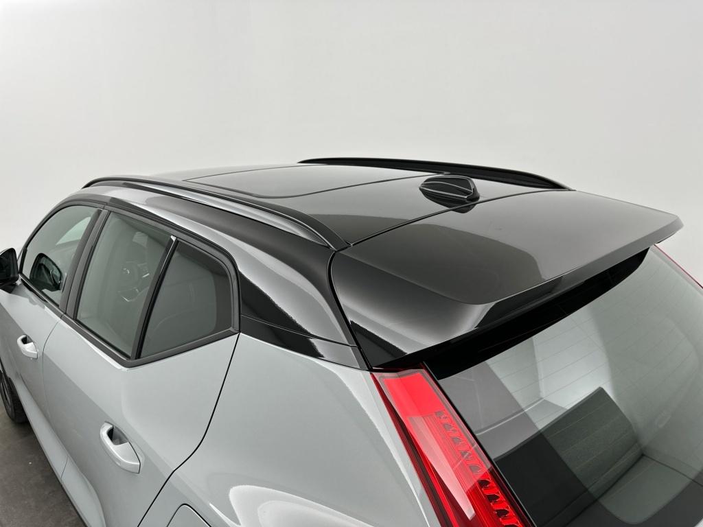 Volvo Ex40 extended range ultra dark europa