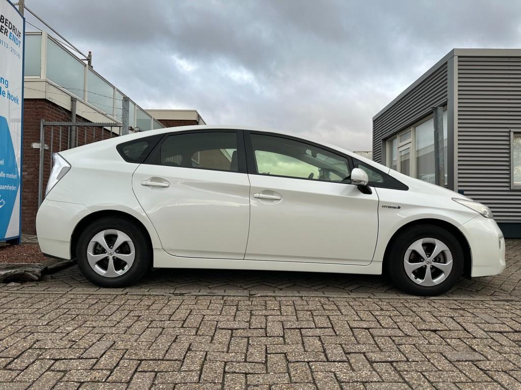 Toyota Prius 1.8 comfort top 5 edition camera hud cruise control