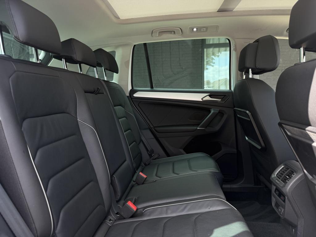 Volkswagen Tiguan 1.4 tsi act connected series - luxe uitvoering - leer - p