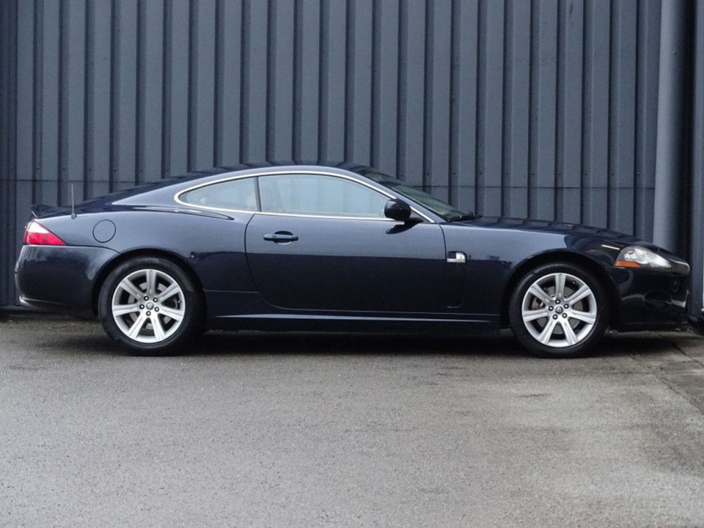 Jaguar Xk 4.2 v8 coupé youngtimer | memory | stuur-&stoelverwarming