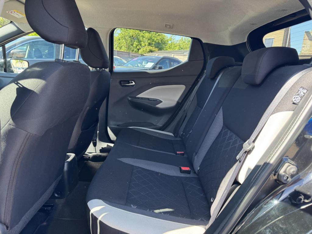 Nissan Micra 1.0 ig-t n-connecta keurig nette auto!