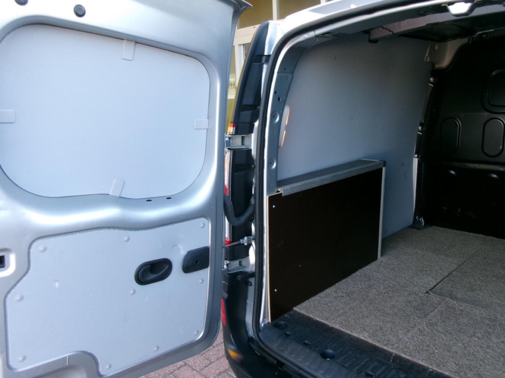 Nissan Nv250 1.5 dci 95 airci, cam., cr.contr., navi, tr.h
