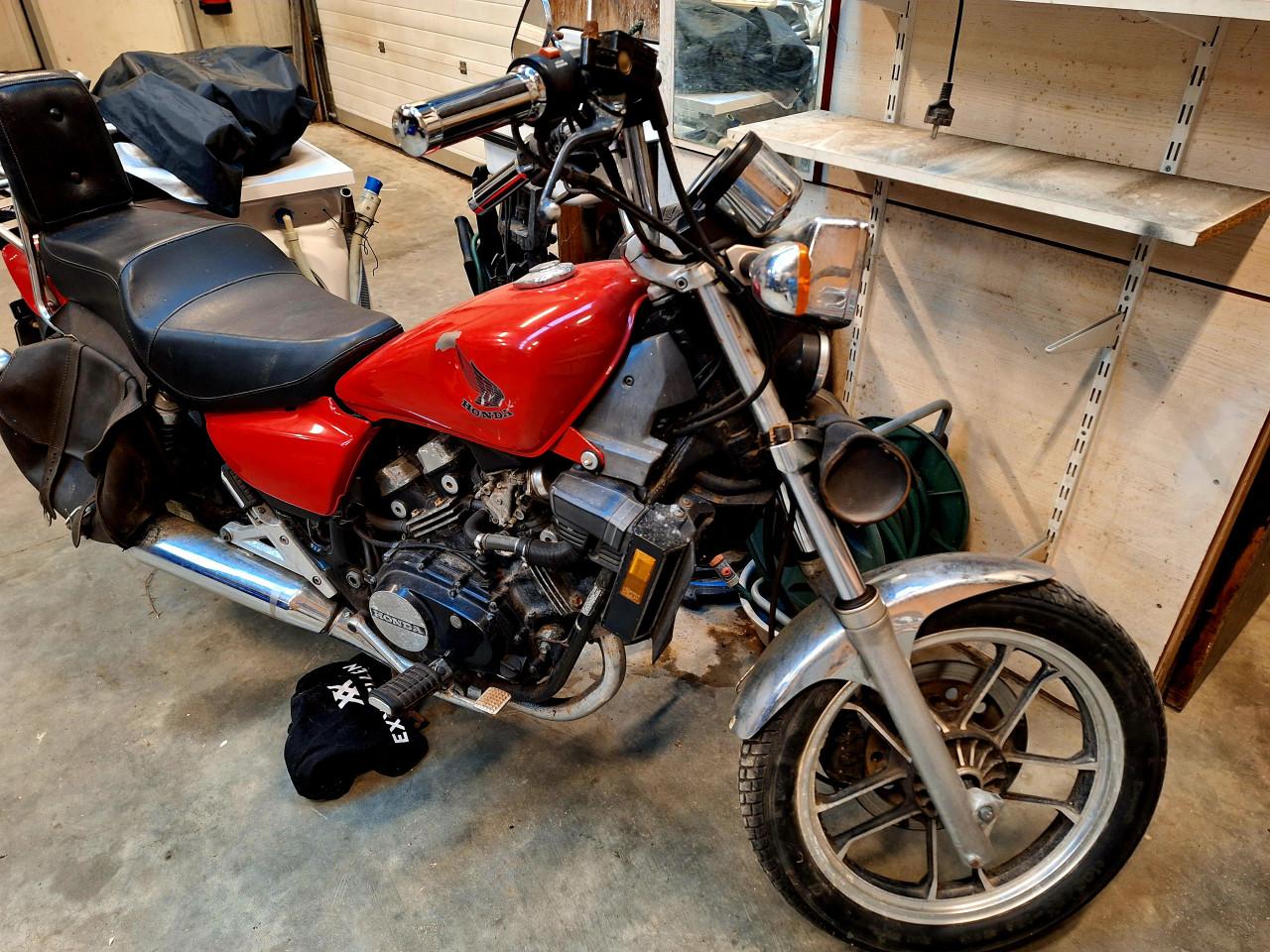 Honda Magna VF500C