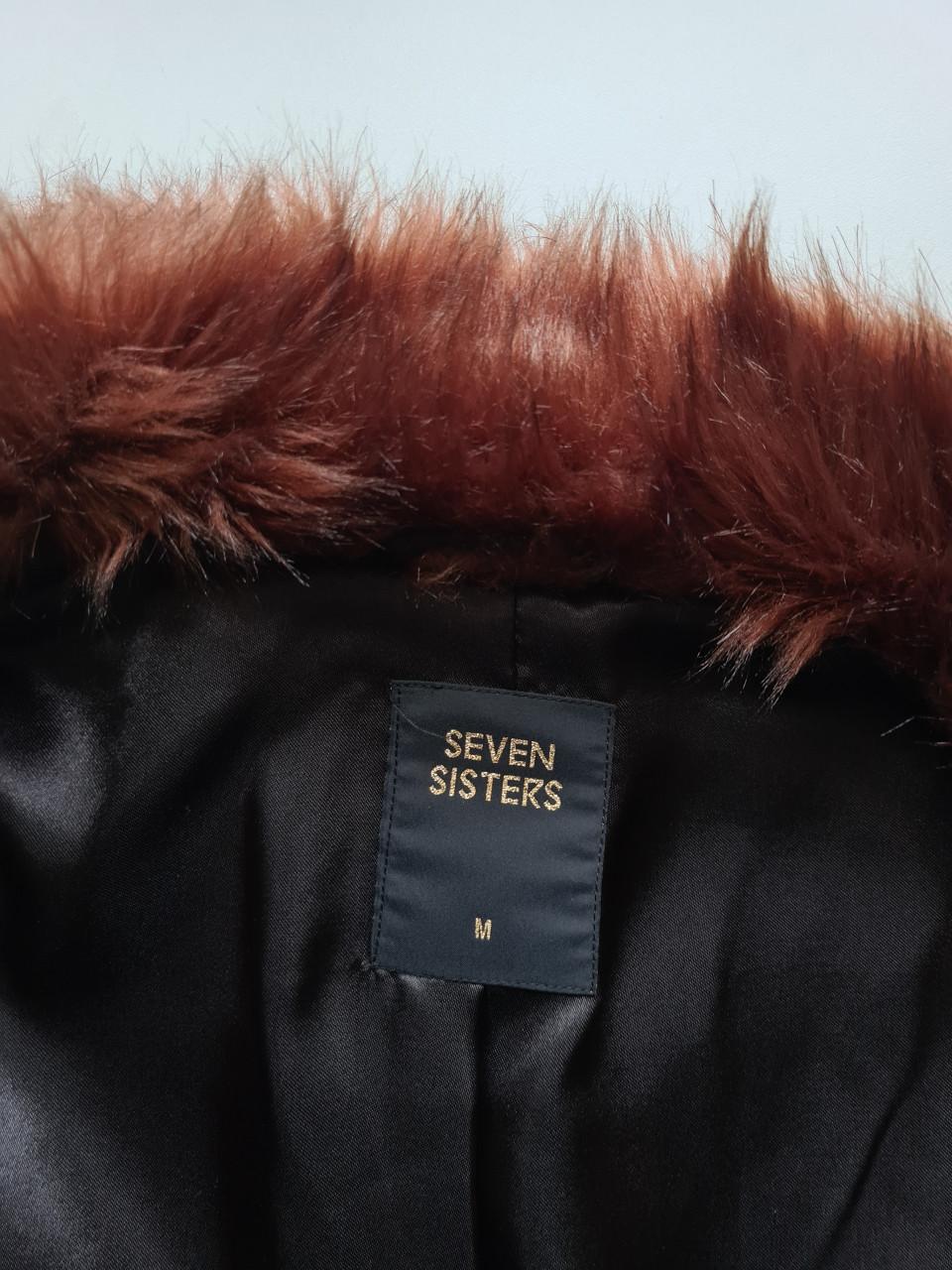 Seven Sisters/ The Sting bordeaux/ roest bruine fake fur bontjas Maat M