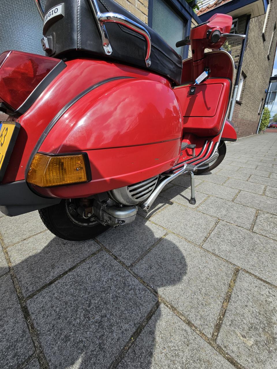 Vespa  px80