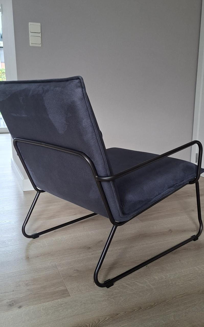 Blauwe fauteuil