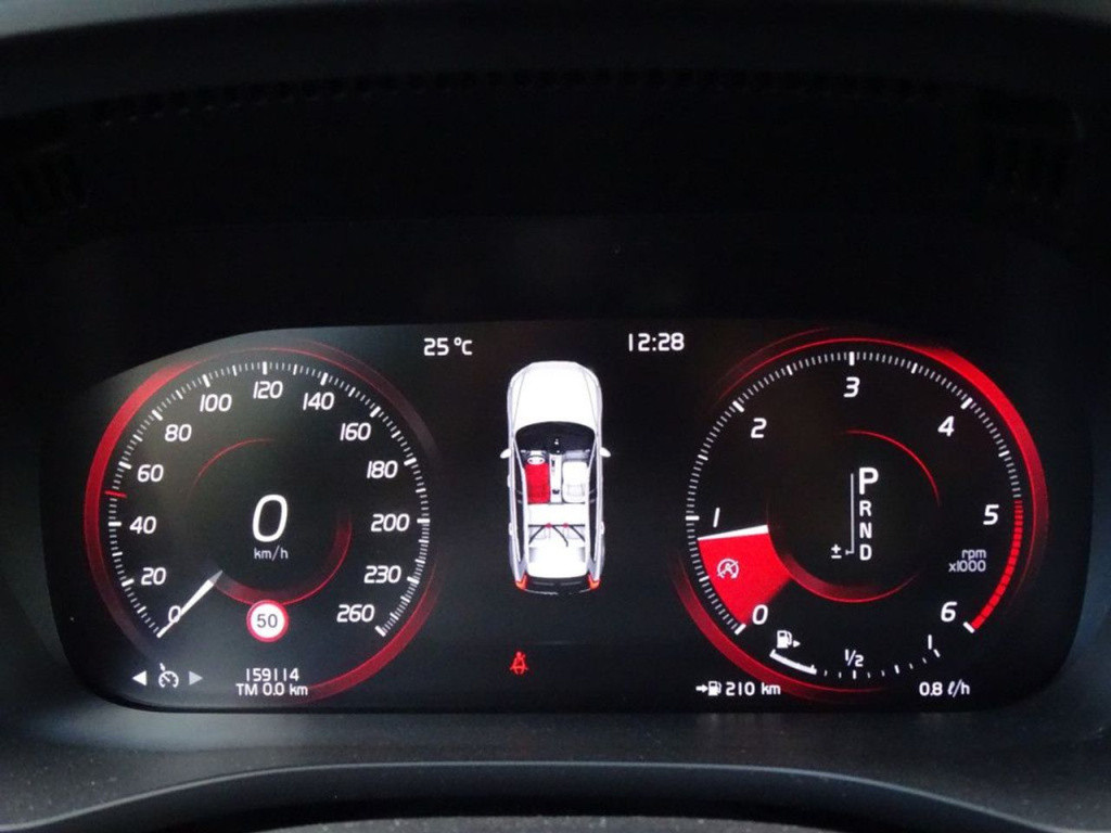 Volvo XC60 2.0 d4 momentum pro adapt. led | apple carplay/android auto