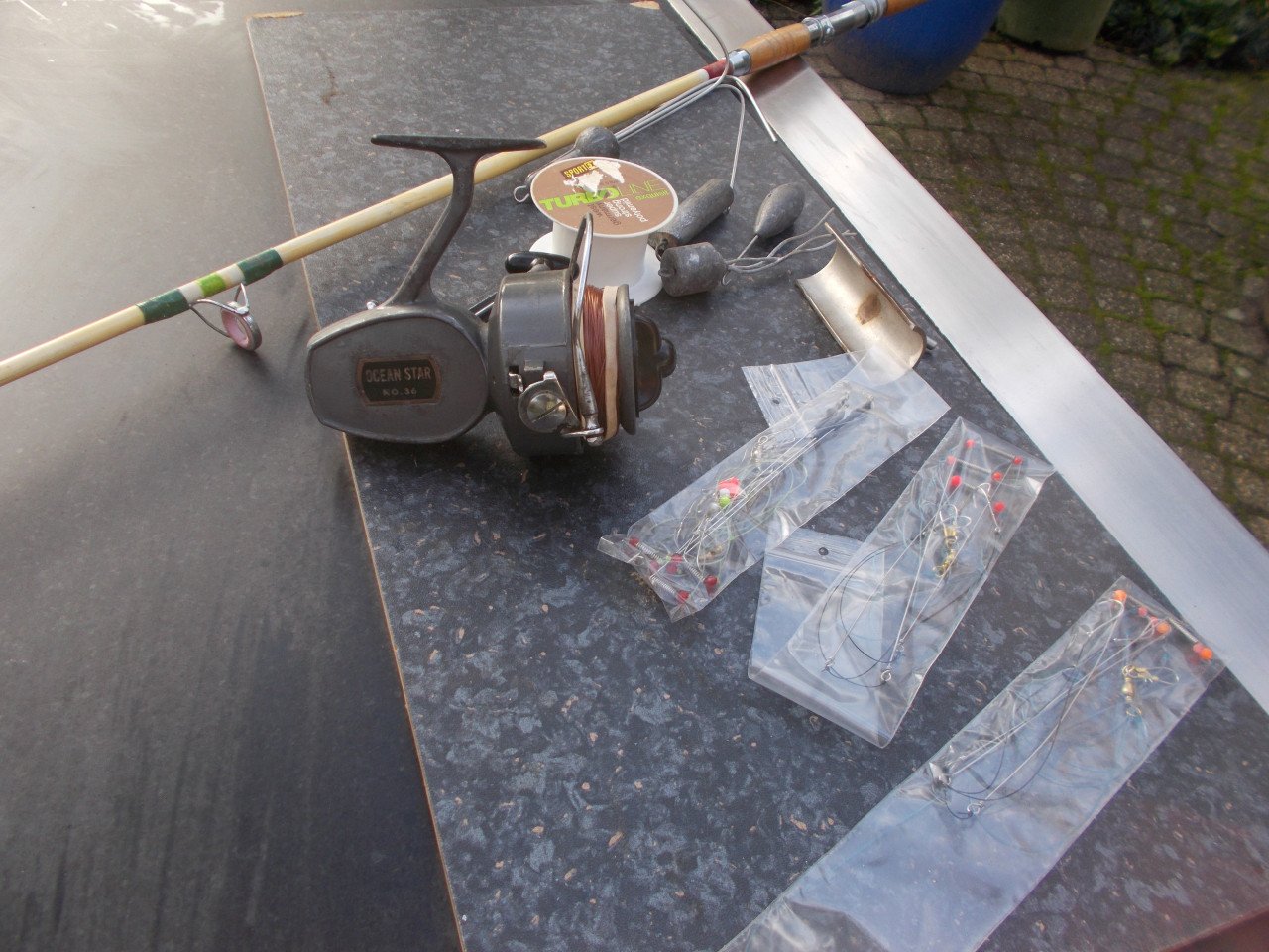 Complete bootvisset , hengel, molen , lood, onderlijnen
