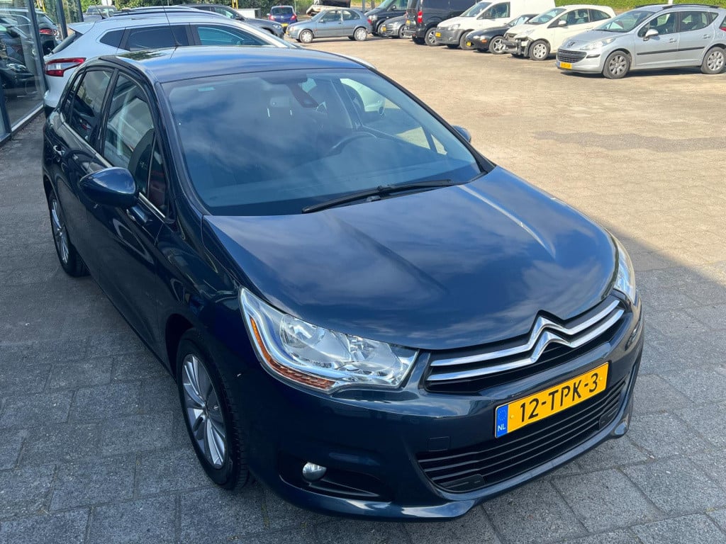 Citroen C4 1.6 vti collection, navi, trekhaak enz...