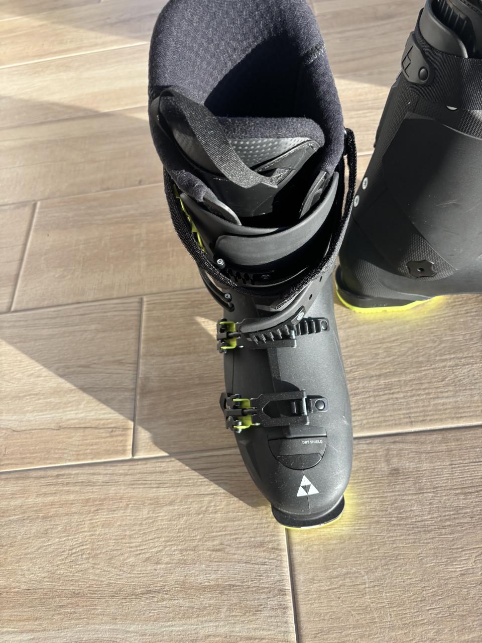 Skischoen heren Fischer RCPro 100X schoenmaat 43 tot 44