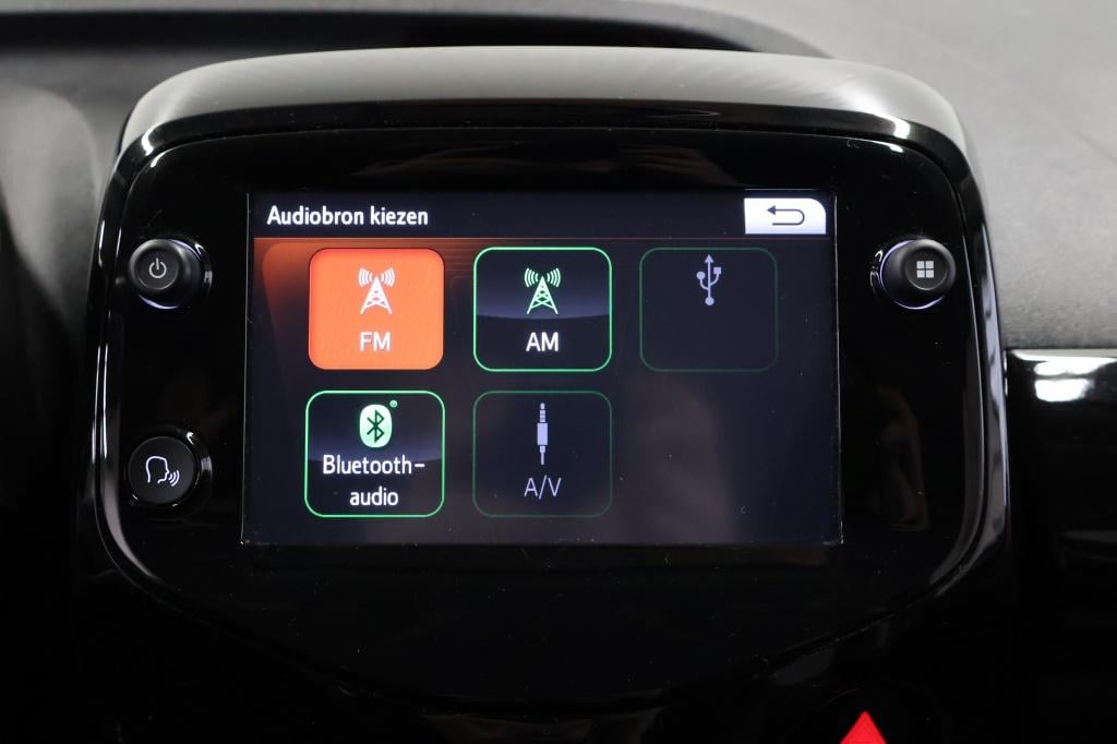 Toyota Aygo 1.0 vvt-i x-cite | carplay/androidauto | a.camera |