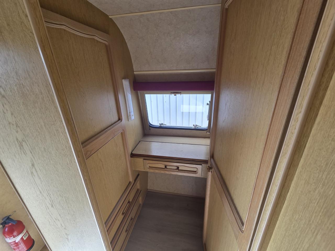 Swift challenger 470 met voortent