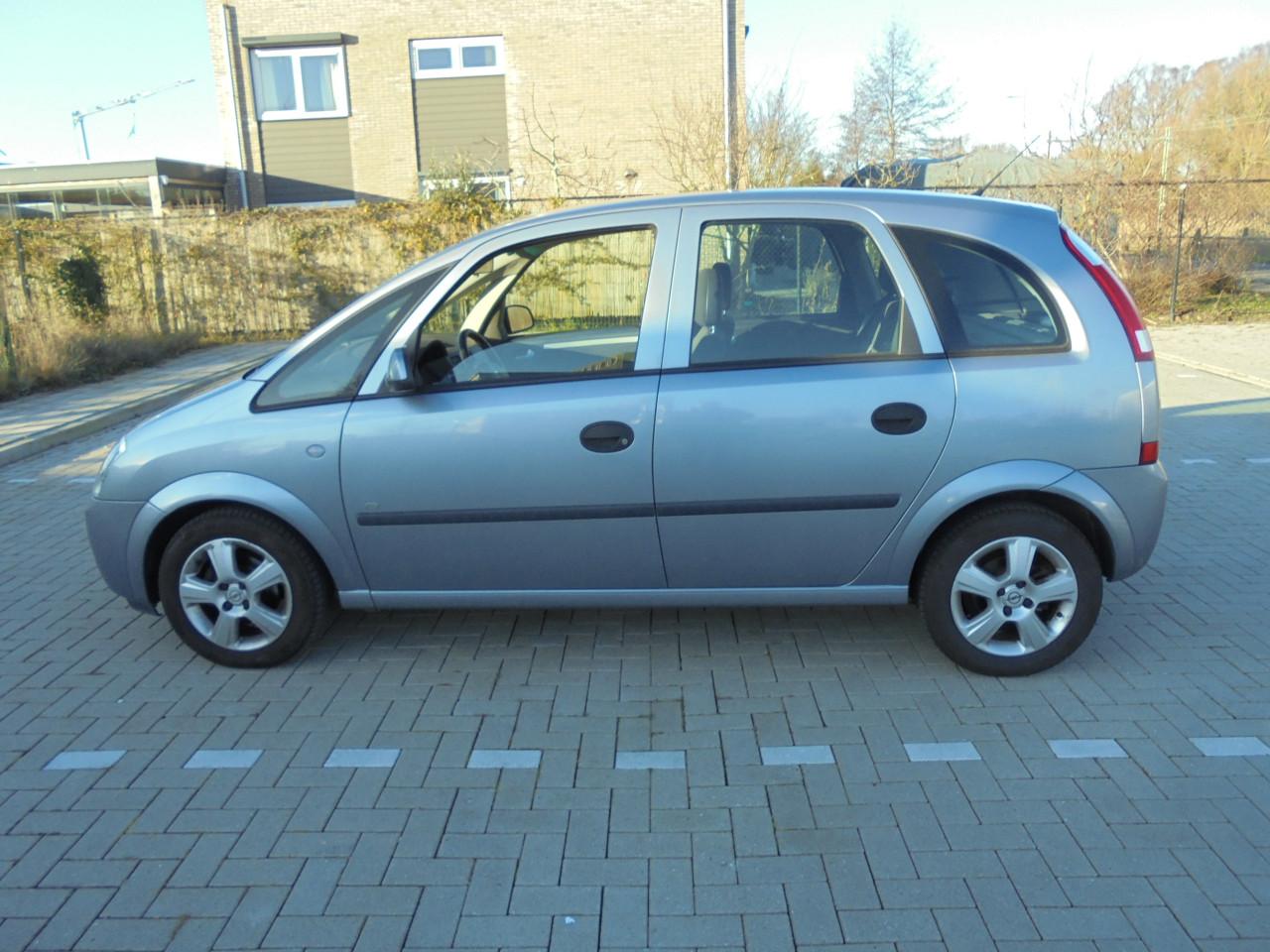 Meriva 1.4 Maxx Cool Leuke nette auto met N.A.P en Apk slechts € 1495