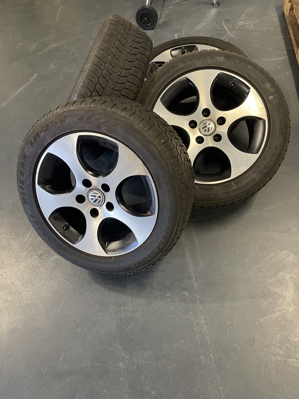 VW golf velgen met winterbanden