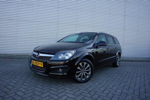 Opel Astra wagon 1.6 111 years edition airco / navi / cruise / elektr. rame
