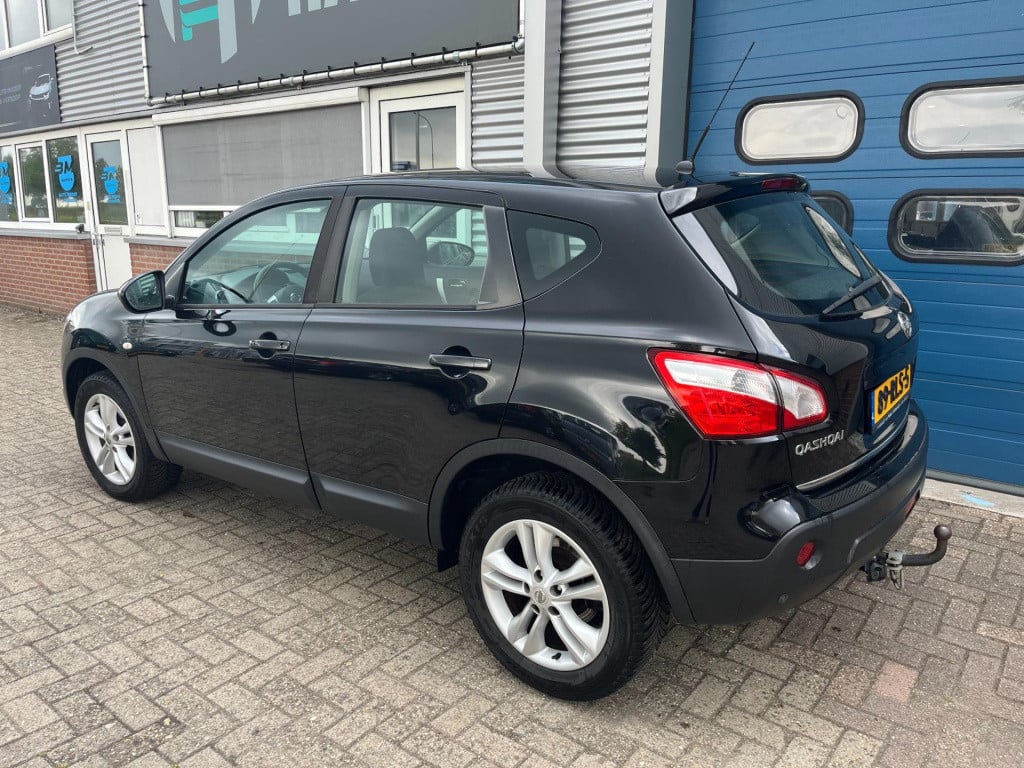 Nissan Qashqai 2.0 acenta | nwe apk | trekhaak