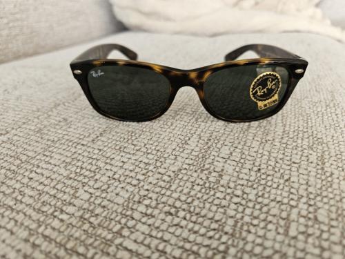 Ray-Ban Wayfarer Zonnebril - Klassiek en Tijdloos
