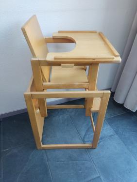 Mooie houten combinatie-kinderstoel (2-in-1)