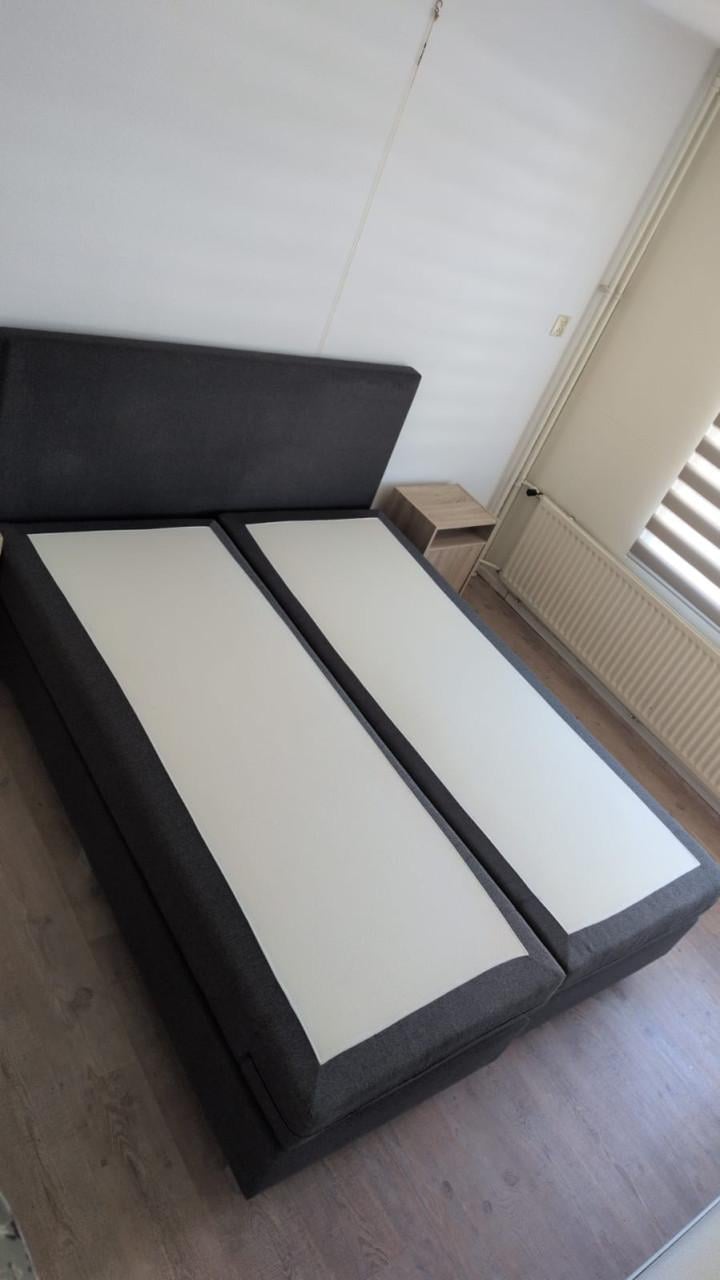 In prima staat verkerende boxspring