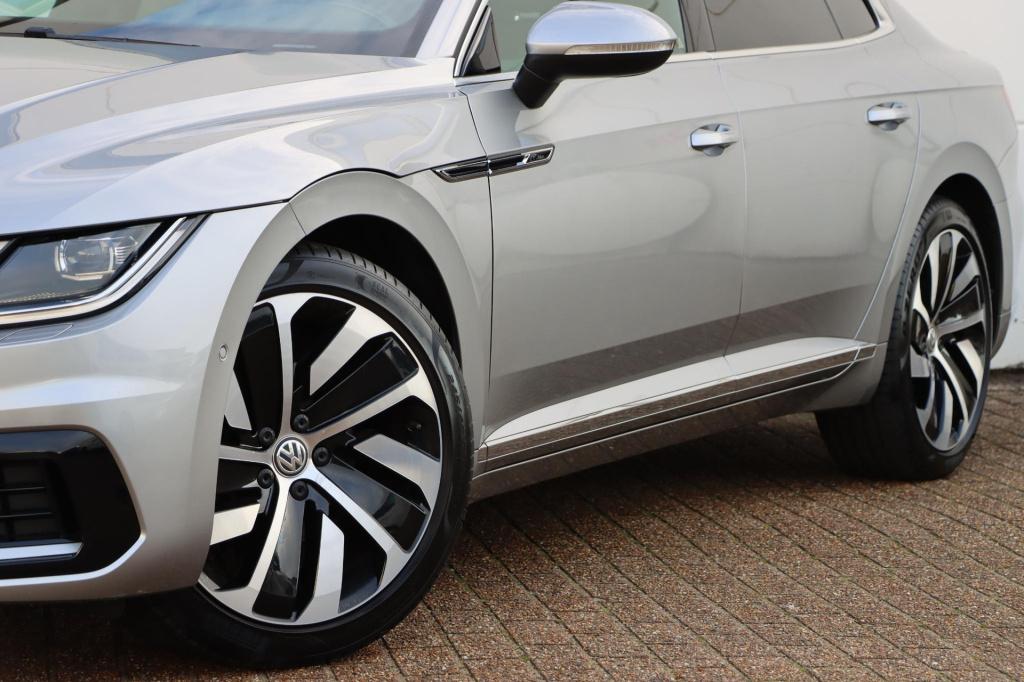 Volkswagen Arteon 1.5 tsi business r 150pk dsg7