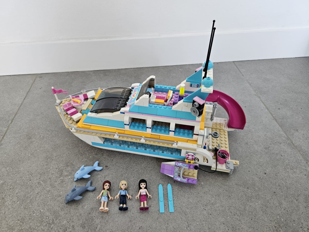 LEGO Friends 41015 - Dolfijn cruiser