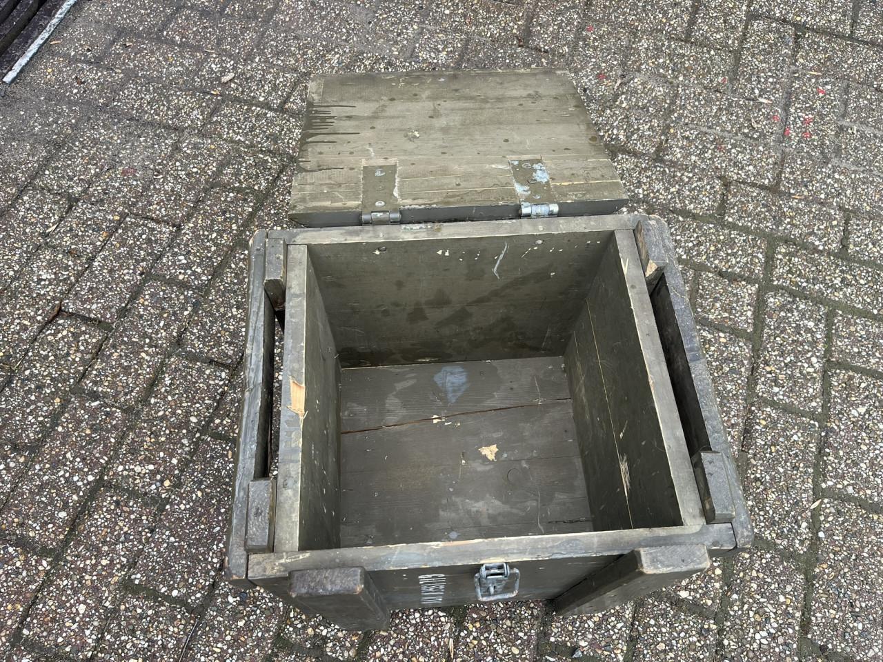 Houten legerkist