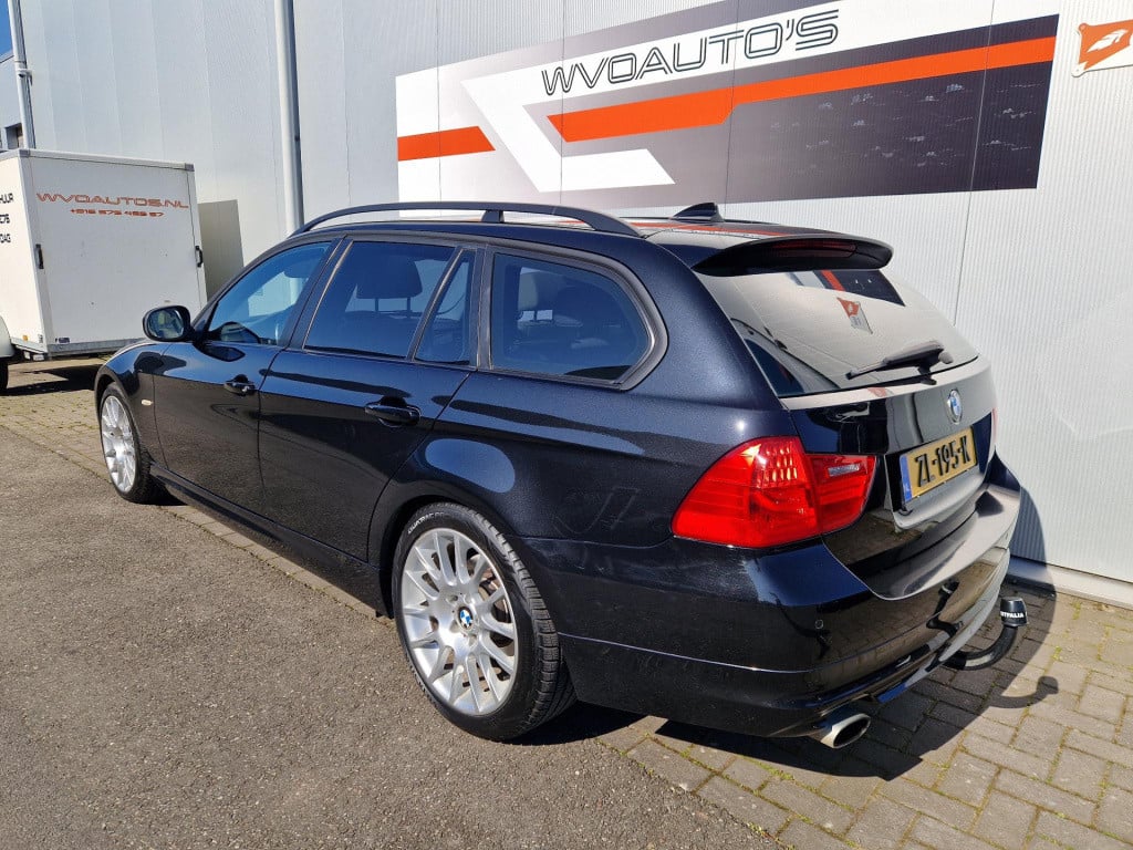 BMW 3-serie touring 320i business line style