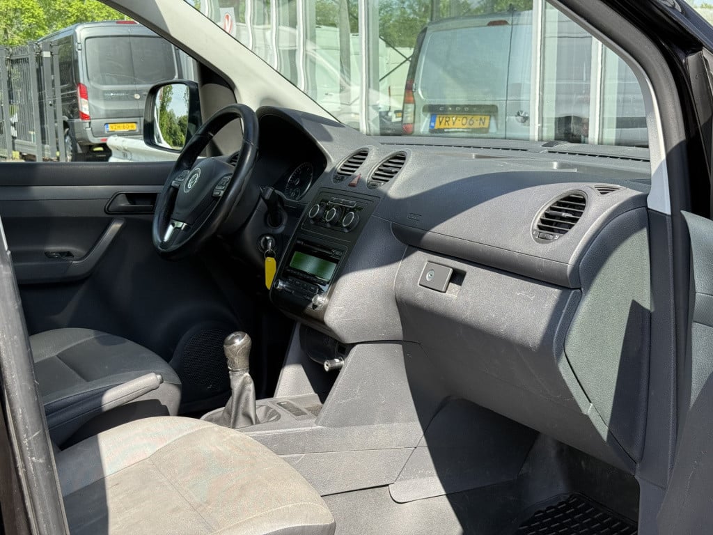 Volkswagen Caddy 1.6 tdi maxi | nl-auto | 1e eigenaar | 2x schuifd. | multi