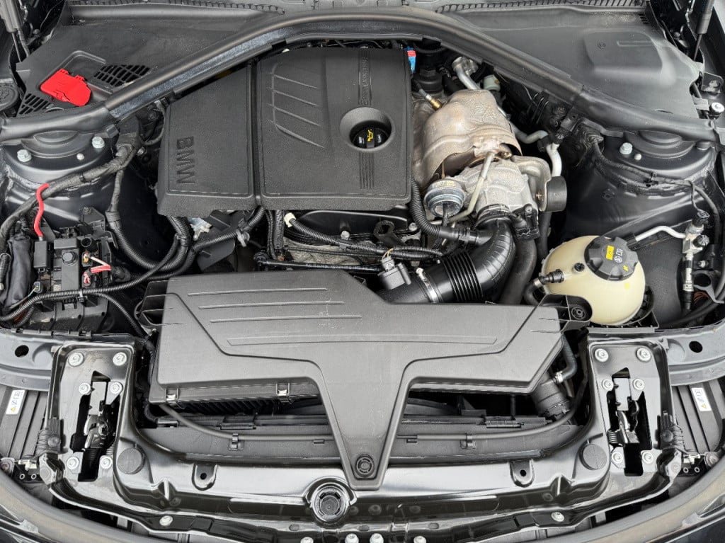 BMW 3-serie 316i - touring - m sport edition - origineel nl - nap -