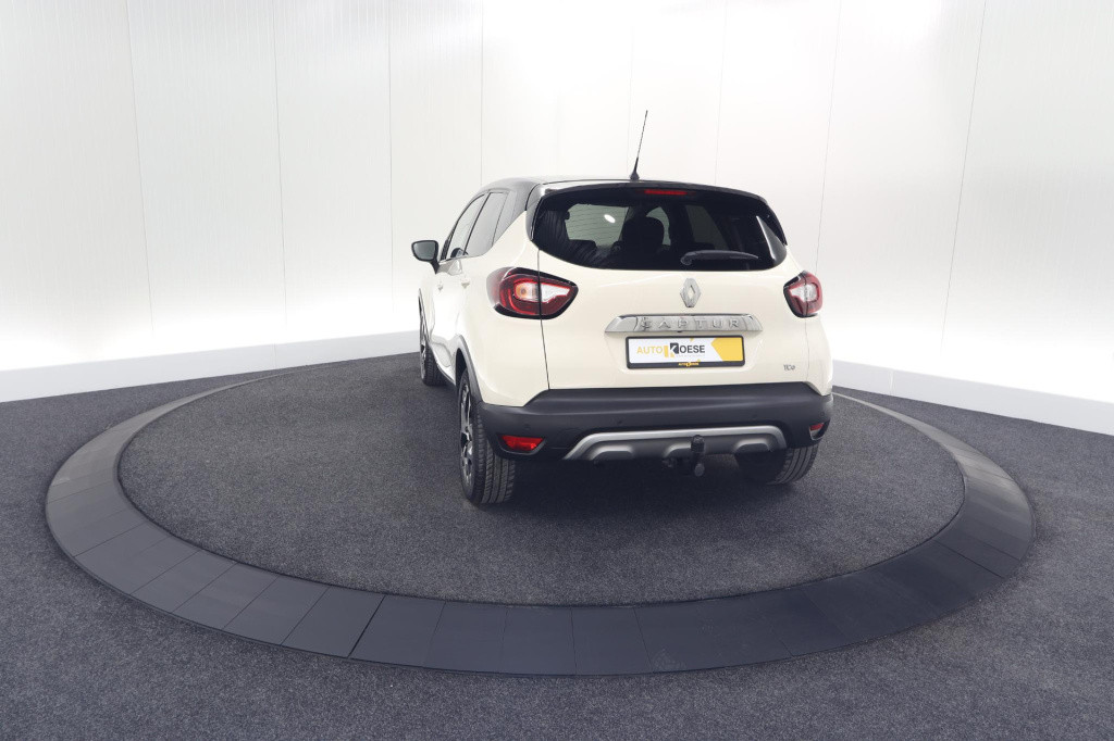Renault Captur tce 90 intens | trekhaak | camera | navigatie | parkeersenso