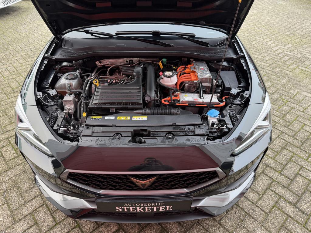 Cupra Leon Sportstourer 1.4 e-hybrid business | acc | camera | rijklaar inc