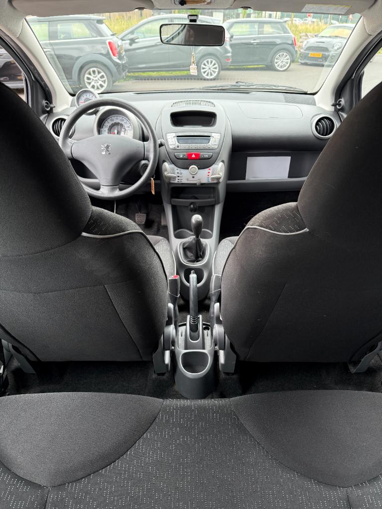 Peugeot 107 1.0-12v xs - 5drs - airco