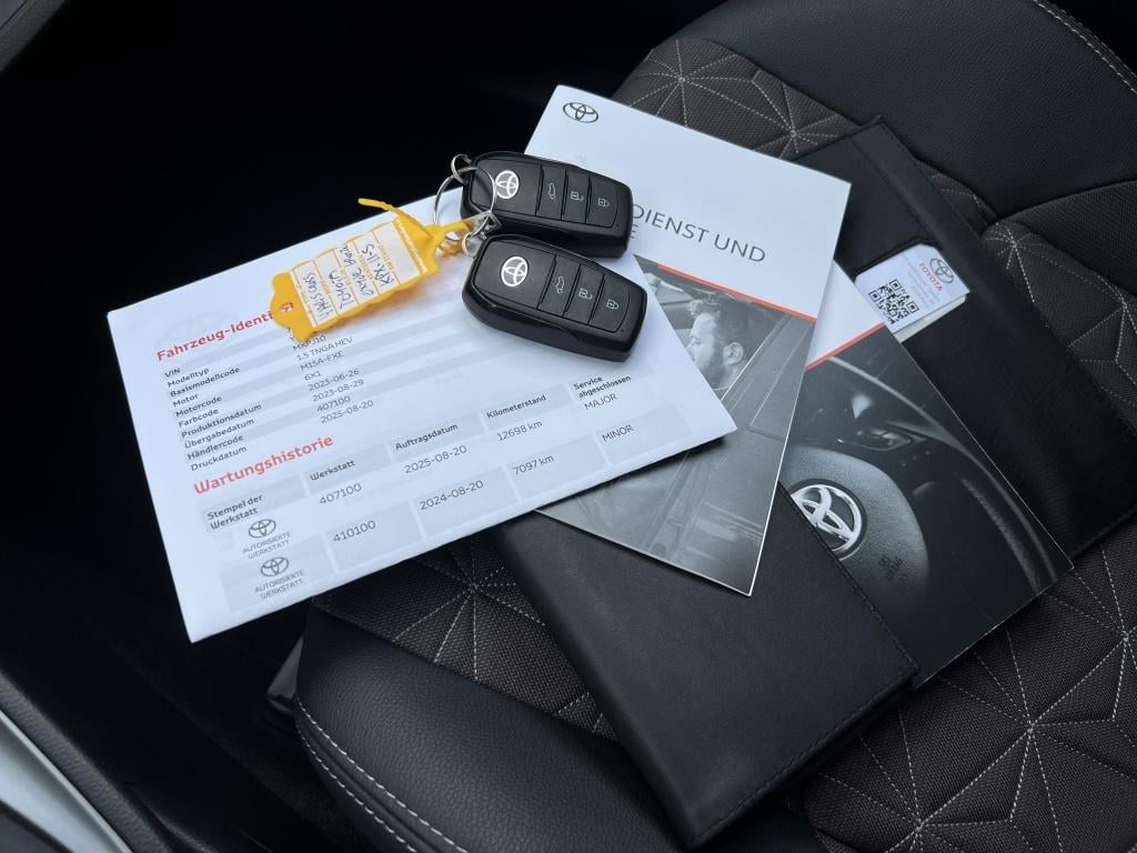 Toyota Yaris Cross 1.5 hybrid executive | 360 camera | elec. klep | stuurve