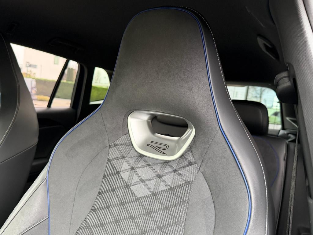 Volkswagen Tiguan 1.5 ehybrid r-line | black line | 360 camera | trekhaak |