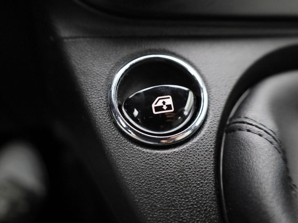 Fiat 500 C 1.0 hybrid star | cabrio | parkeer sensoren | navigatie | half l