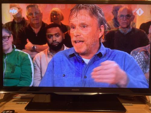 Philips 32 PFL4208H/12 HD smart tv met Ci+module en Delta kaart