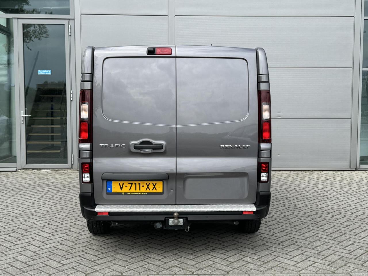 Renault Trafic 1.6 dci airco, navigatie, cr.control