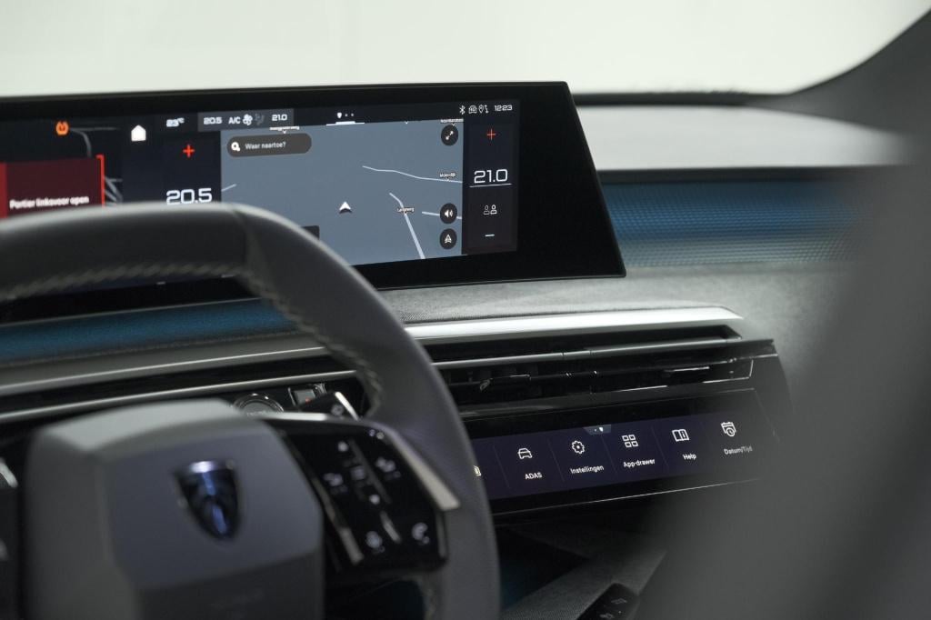 Peugeot 3008 1.2 hybrid 145 gt | elektrische kofferklep | camera | adaptiev
