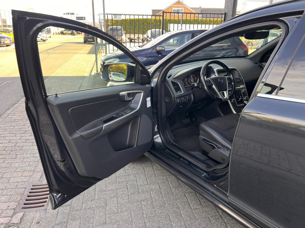 Volvo XC60 2.0 d3 fwd ocean race