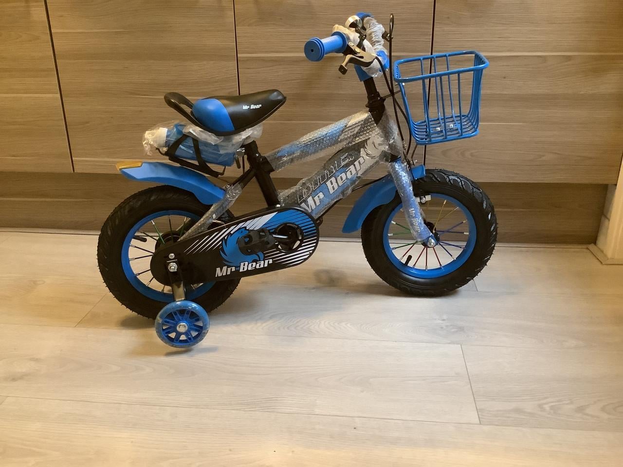 ***** nieuwe sportieve  12 inch kinderfiets  met zijwieltjes *****