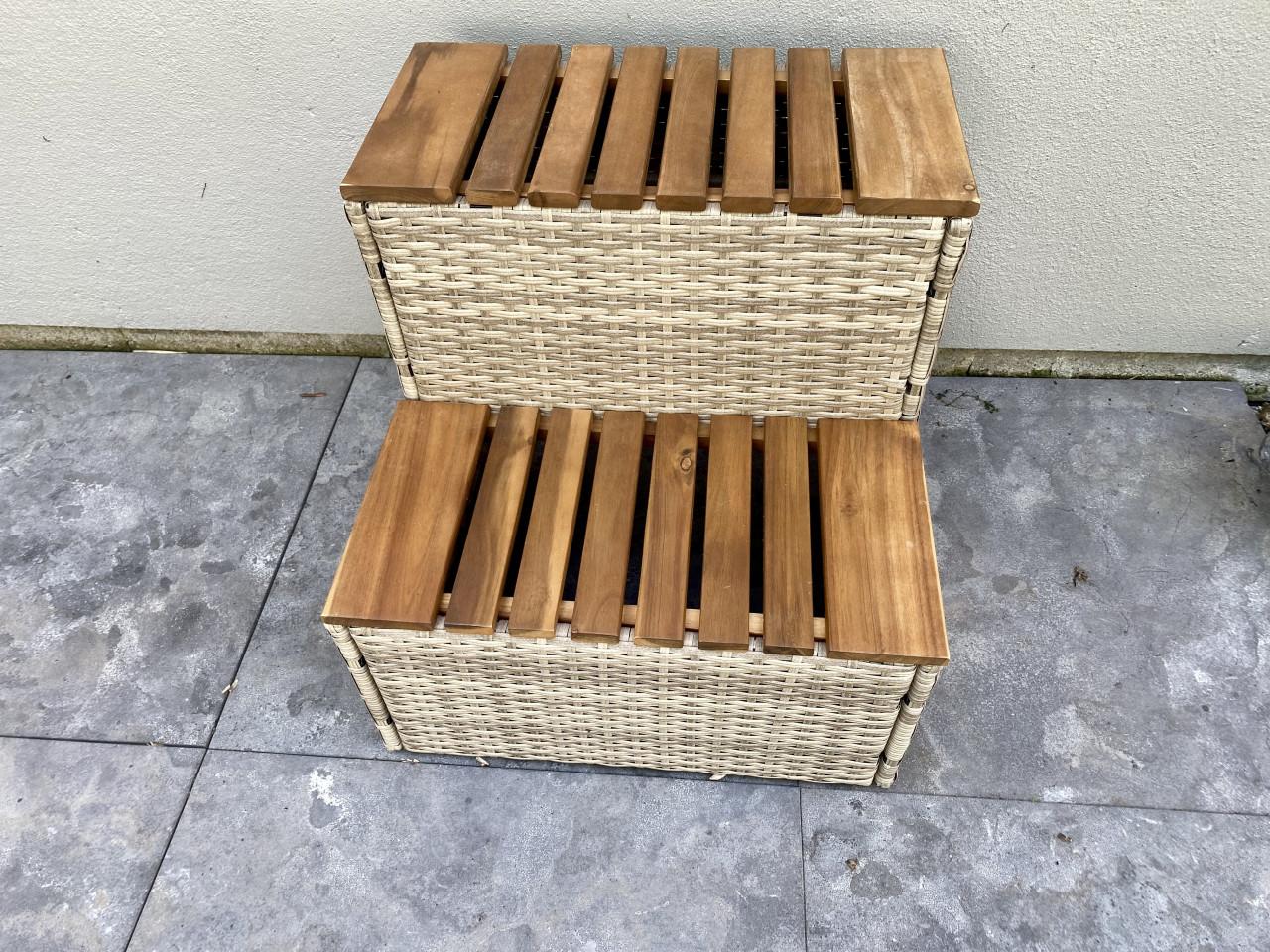 Opstapkruk beige/hout voor zwembad of camper ZGAN