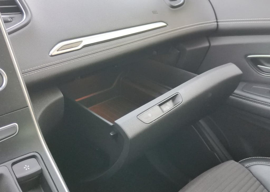 Renault Scenic 1.3 tce 140 intens elektrisch inklapbare trekhaak