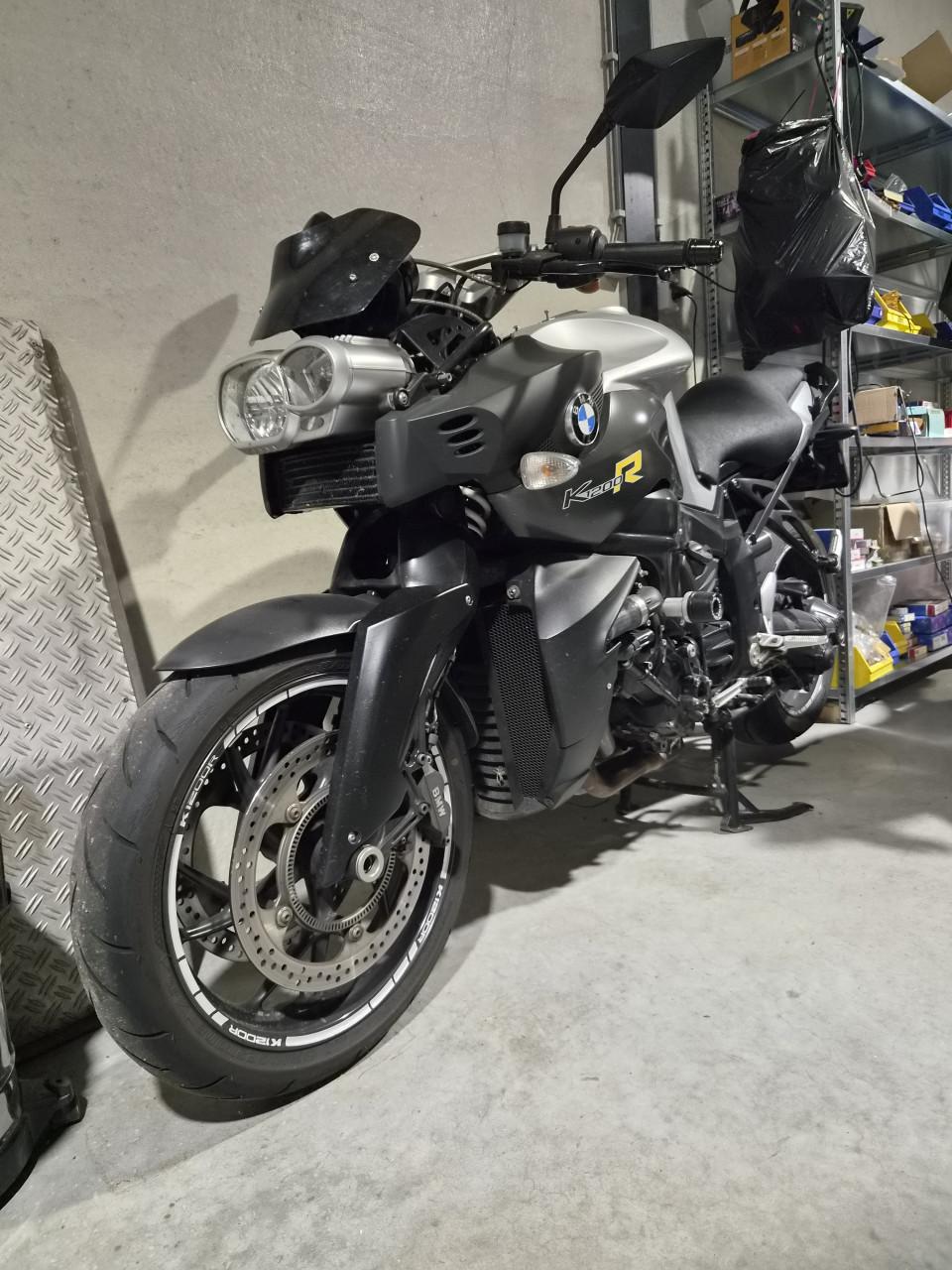 BMW K1200R