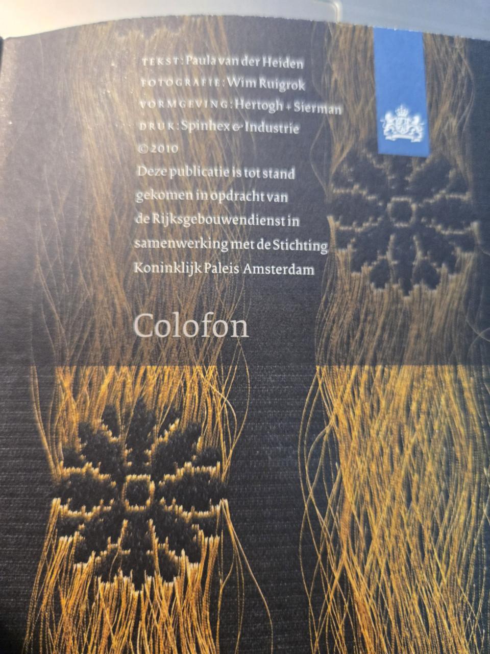 Boek "Restauratie en renovatie van het paleis: 2009