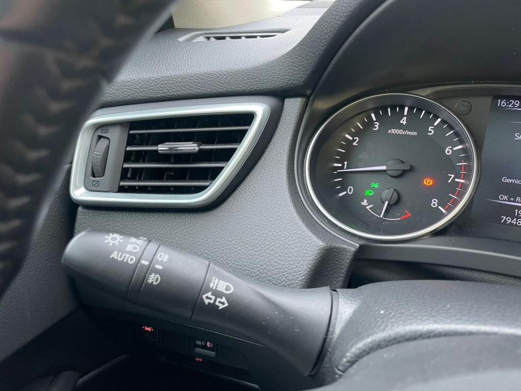 Nissan Qashqai 1.2 n-connecta