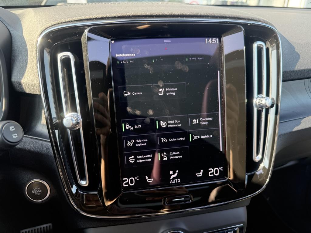 Volvo XC40 t5 262pk recharge ultimate dark| panodak| trekhaak| adap.cruise|