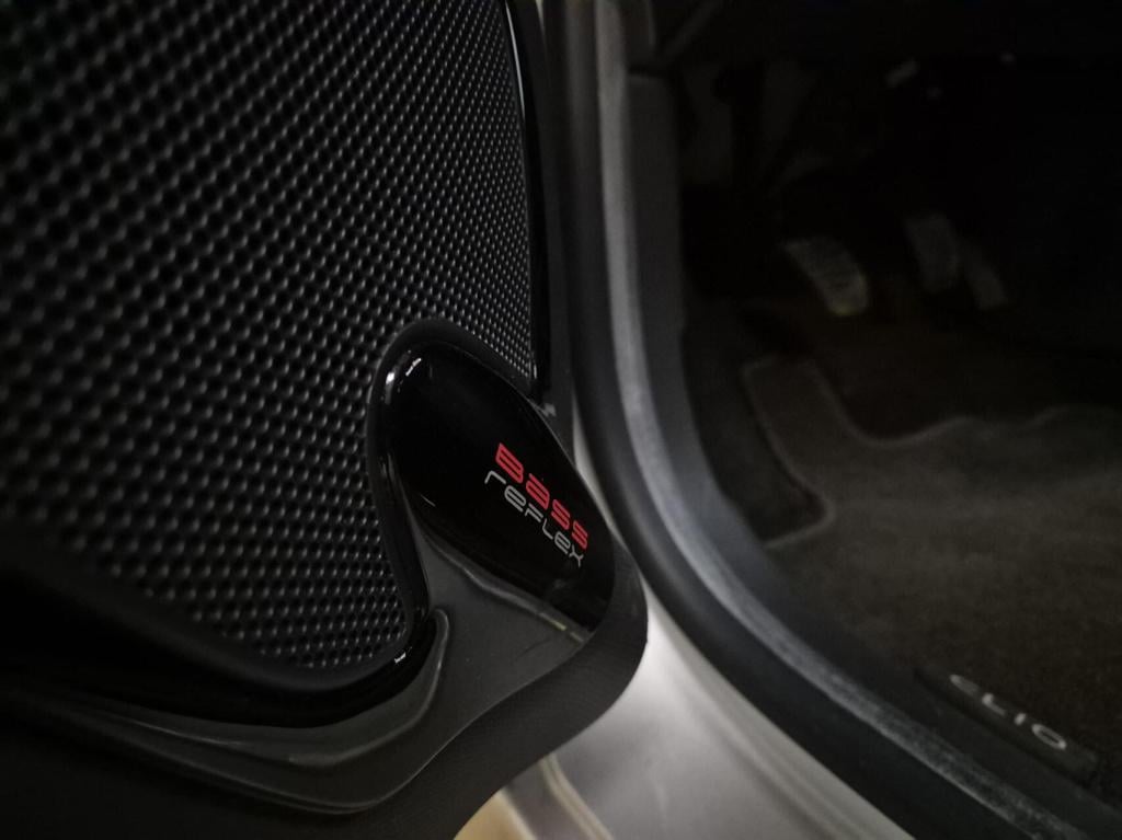 Renault Clio 0.9 tce dynamique / origineel nl / airco / cruisecontrol / par