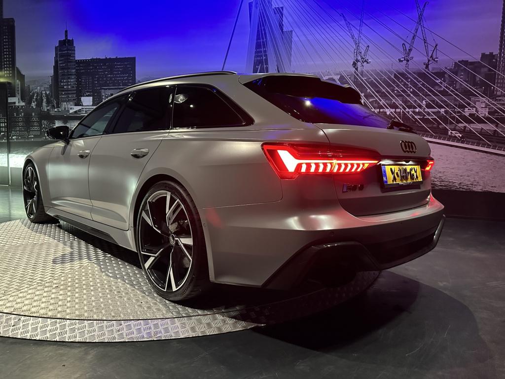 Audi Rs6 avant tfsi quattro *keramisch*hud*b&o*dynamic plus*