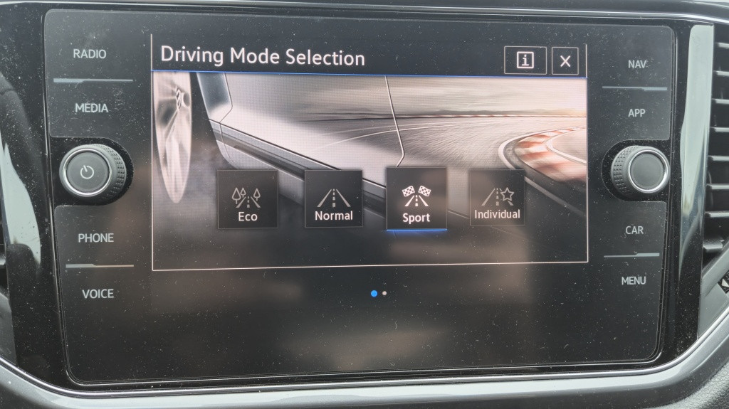 Volkswagen T-roc 1.5 tsi sport*acc*clima*navi*camera*blind spot*virtual*18 